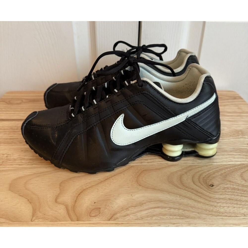 Nike Shox Junior Women's Size 7.5 Black/Teal Tint Style # 454339–007